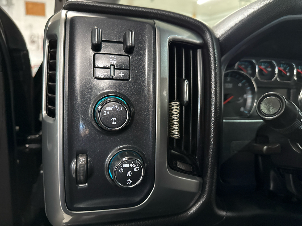 Chevrolet Silverado 1500 LT Crew Cab 4WD 2017