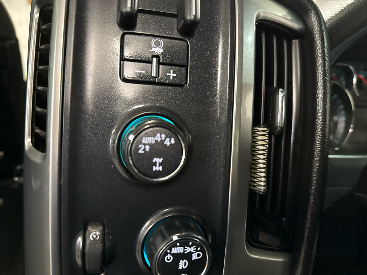 Chevrolet Silverado 1500 LT Crew Cab 4WD 2017