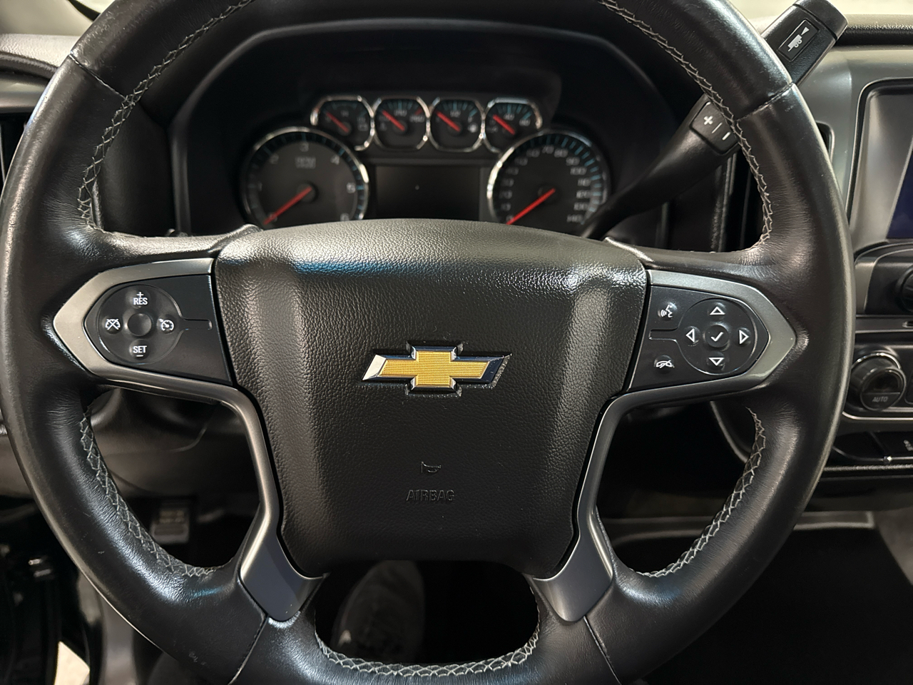 Chevrolet Silverado 1500 LT Crew Cab 4WD 2017