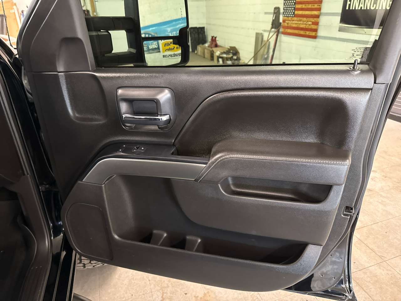 Chevrolet Silverado 1500 LT Crew Cab 4WD 2017