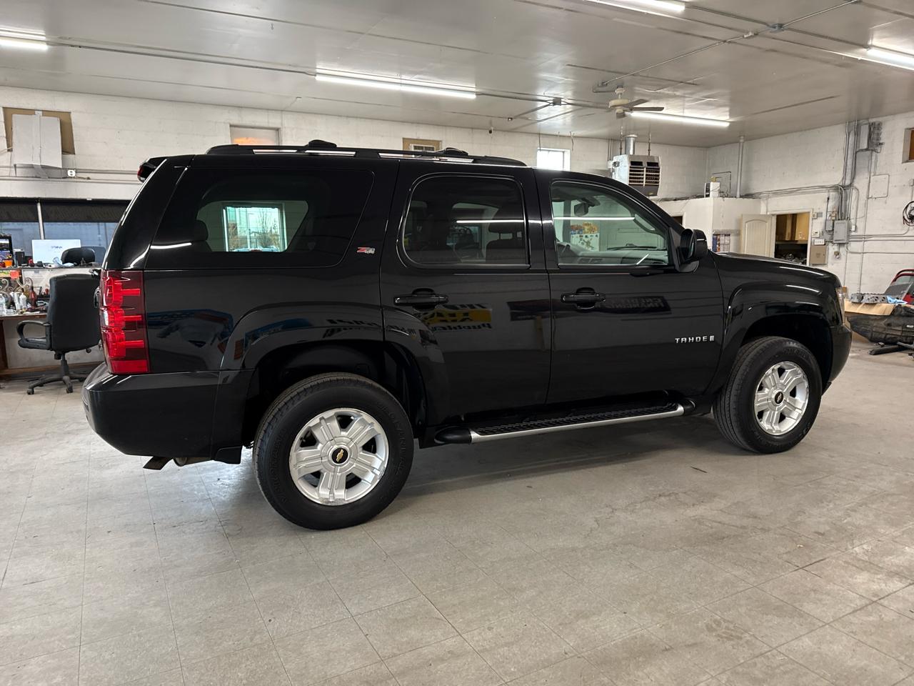 Chevrolet Tahoe  2009