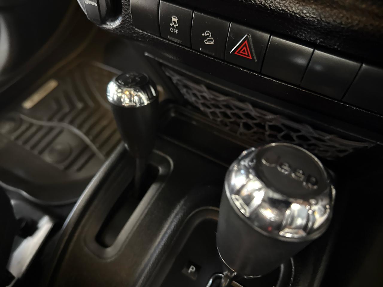 Jeep Wrangler JK Unlimited Sport 4WD 2018