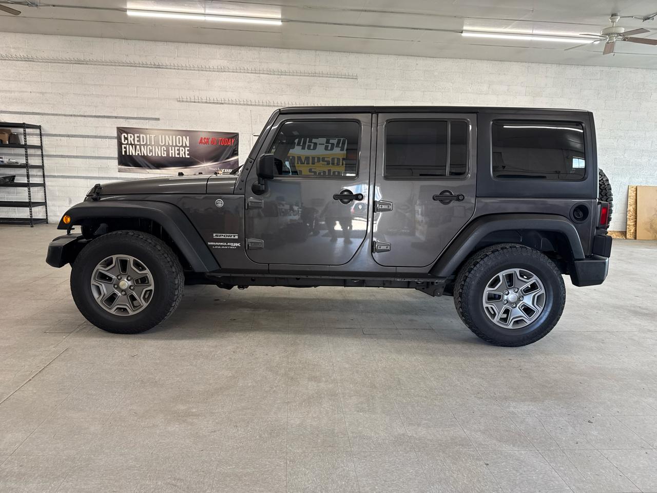 Jeep Wrangler JK Unlimited Sport 4WD 2018