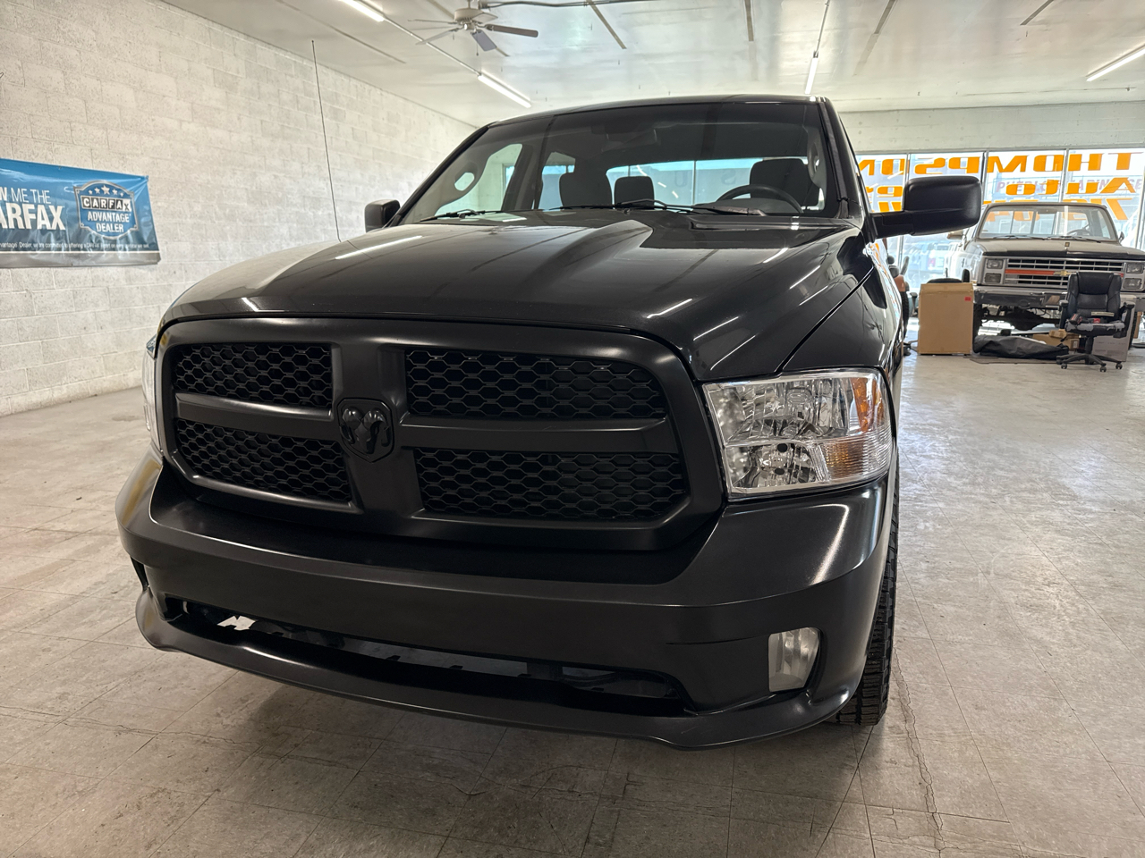 RAM 1500 Tradesman Crew Cab 4WD 2016