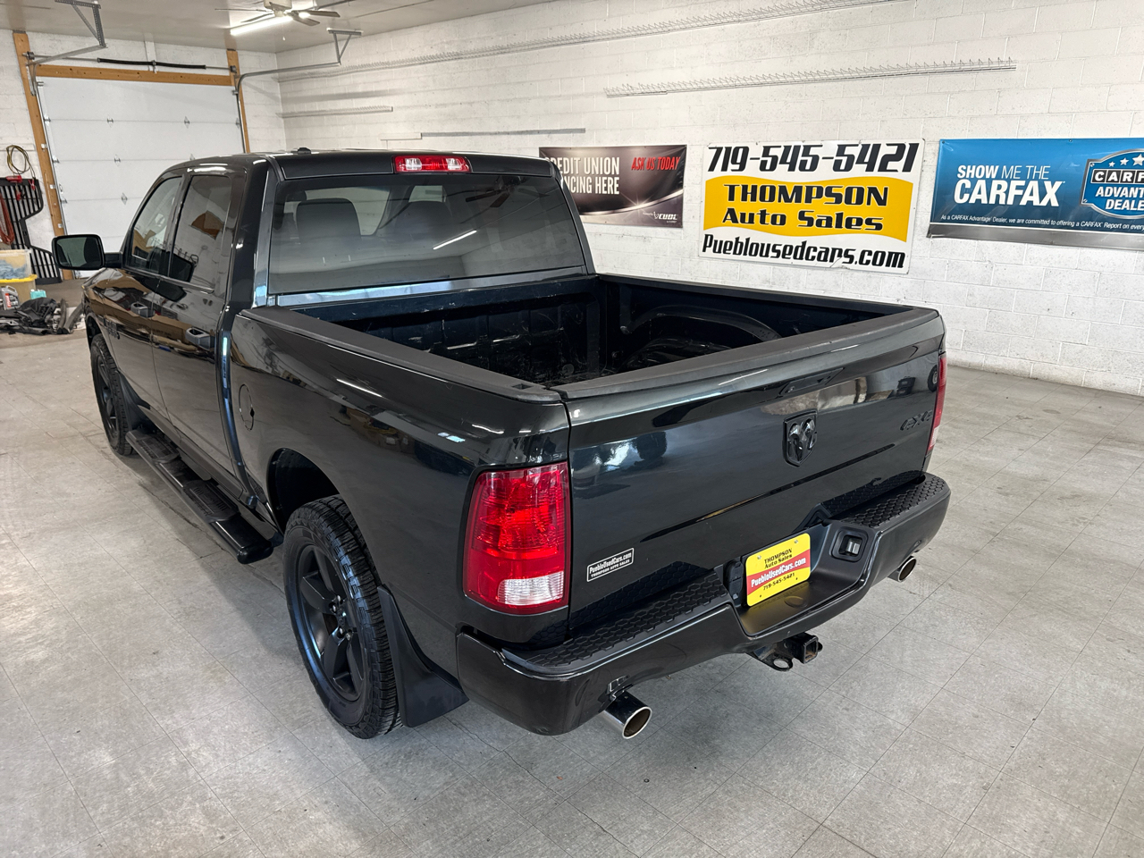 RAM 1500 Tradesman Crew Cab 4WD 2016