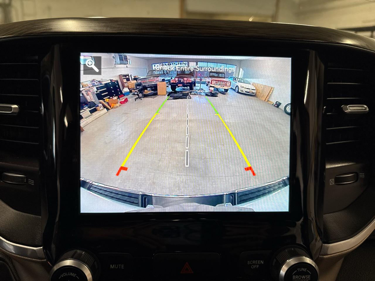 RAM 1500 Laramie Crew Cab 4WD 2020