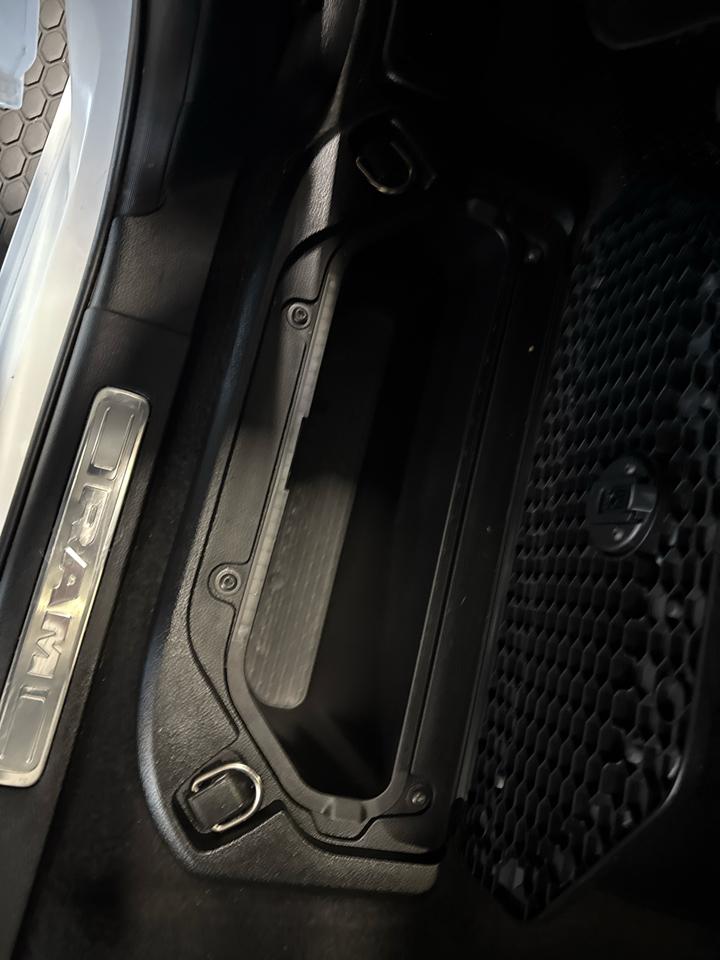 RAM 1500 Laramie Crew Cab 4WD 2020