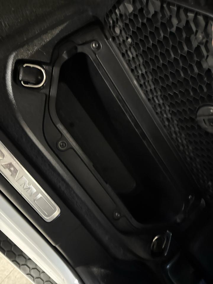 RAM 1500 Laramie Crew Cab 4WD 2020