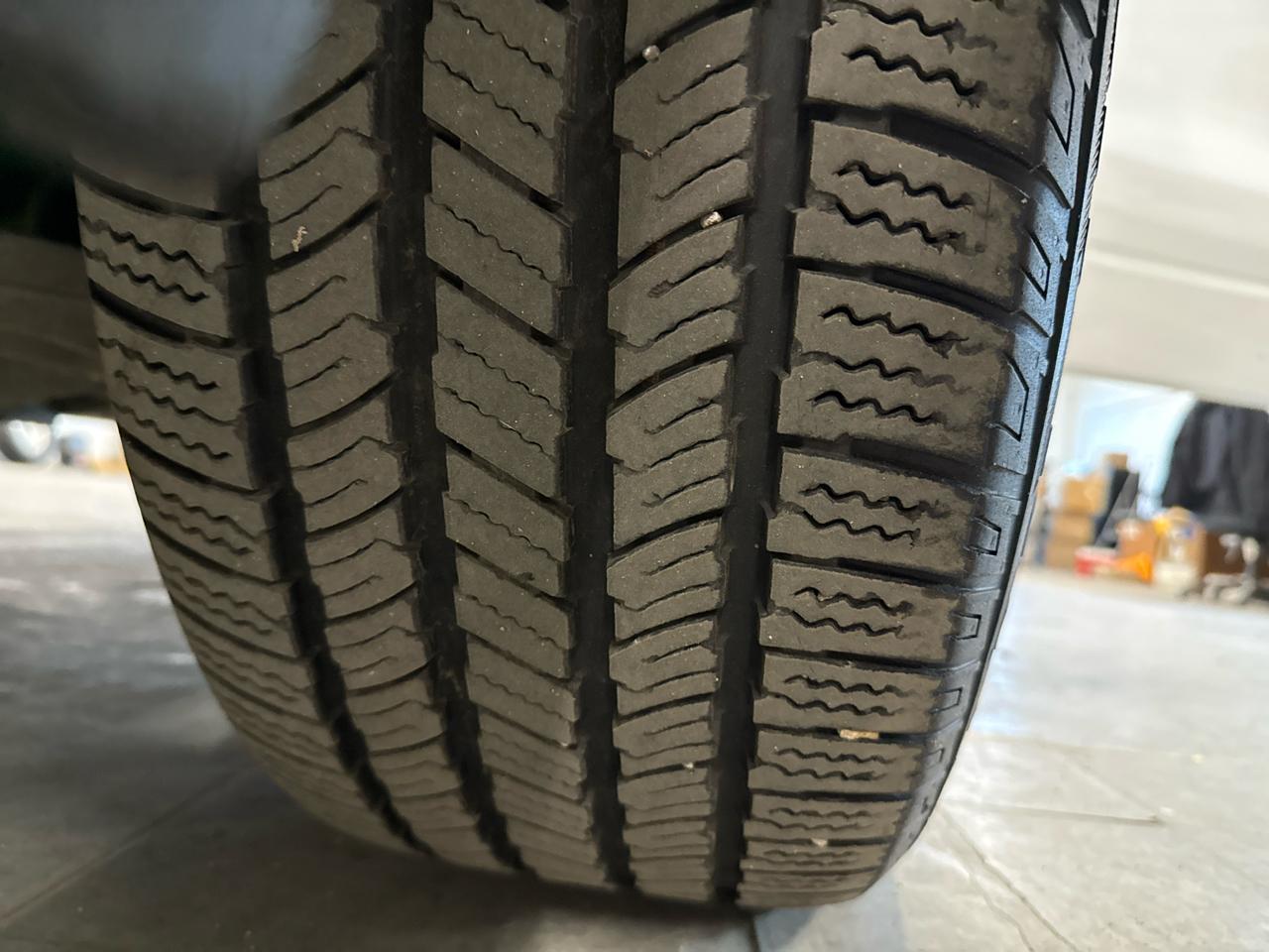 RAM 1500 Laramie Crew Cab 4WD 2020