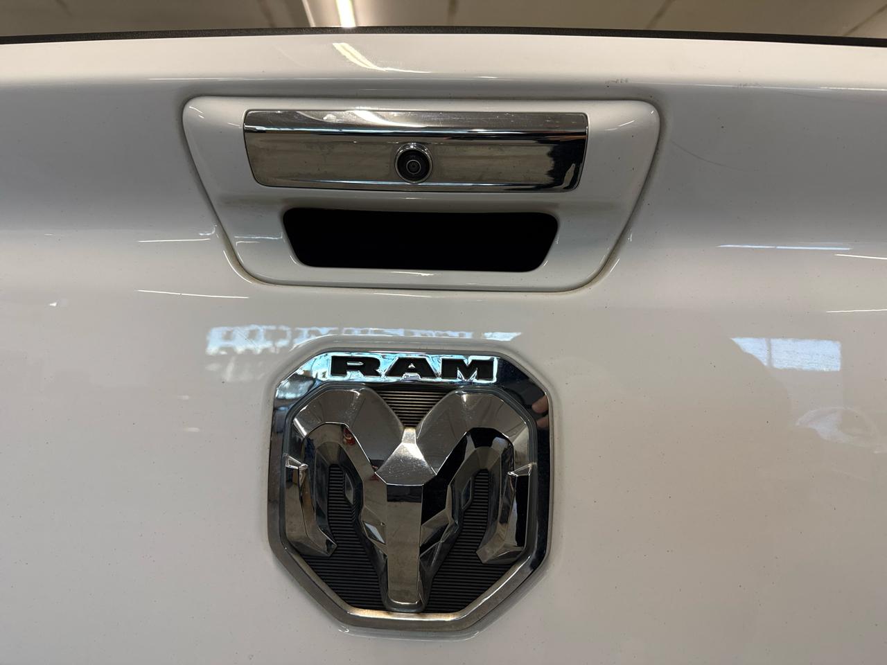 RAM 1500 Laramie Crew Cab 4WD 2020