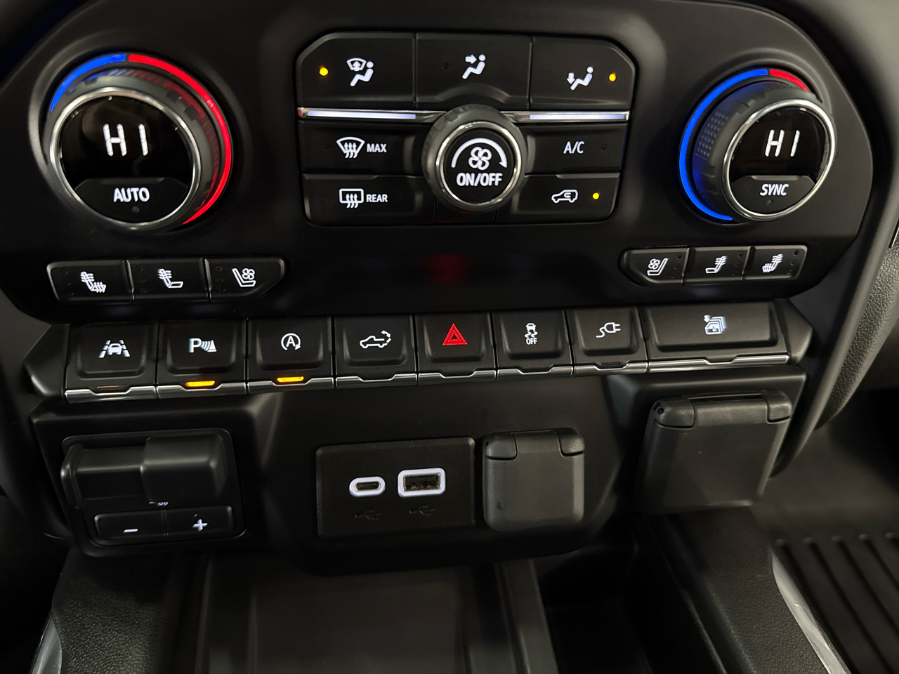 Chevrolet Silverado 1500 LTZ Crew Cab 4WD 2020