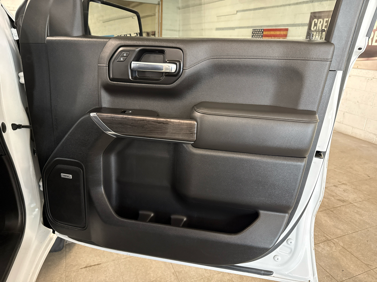 Chevrolet Silverado 1500 LTZ Crew Cab 4WD 2020