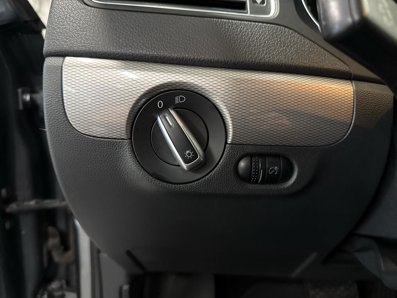 Volkswagen Jetta  2017