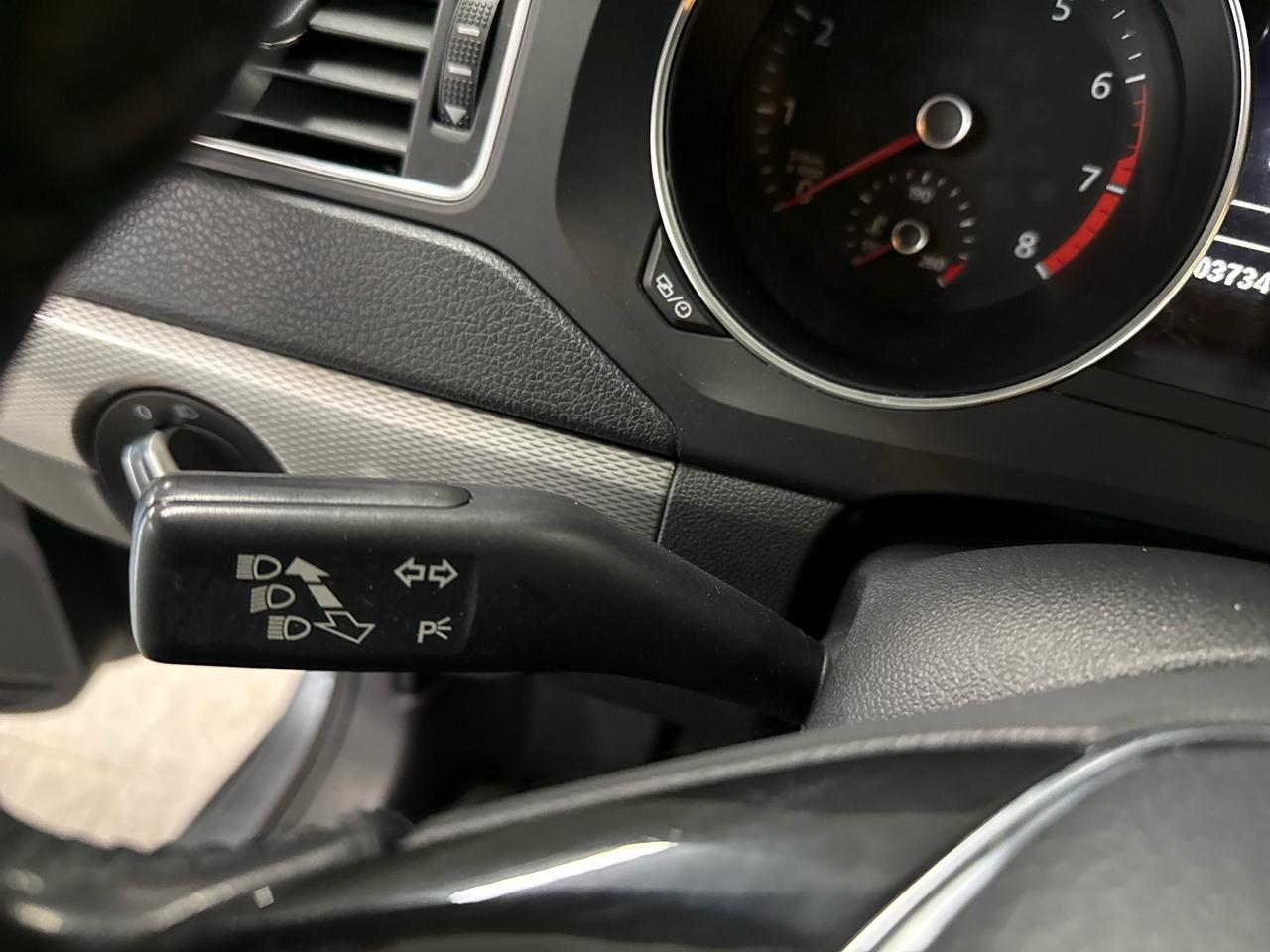 Volkswagen Jetta  2017