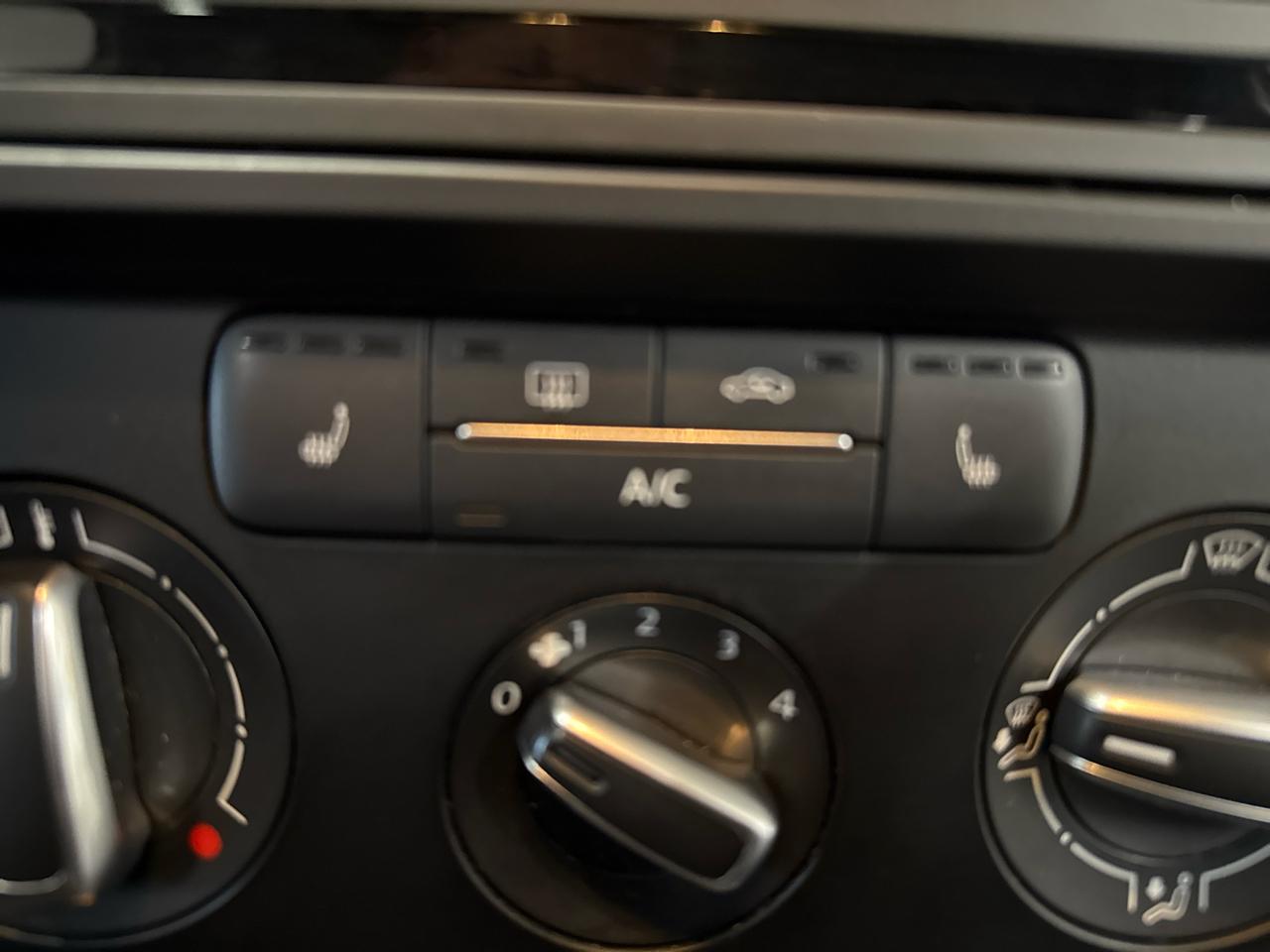 Volkswagen Jetta  2017