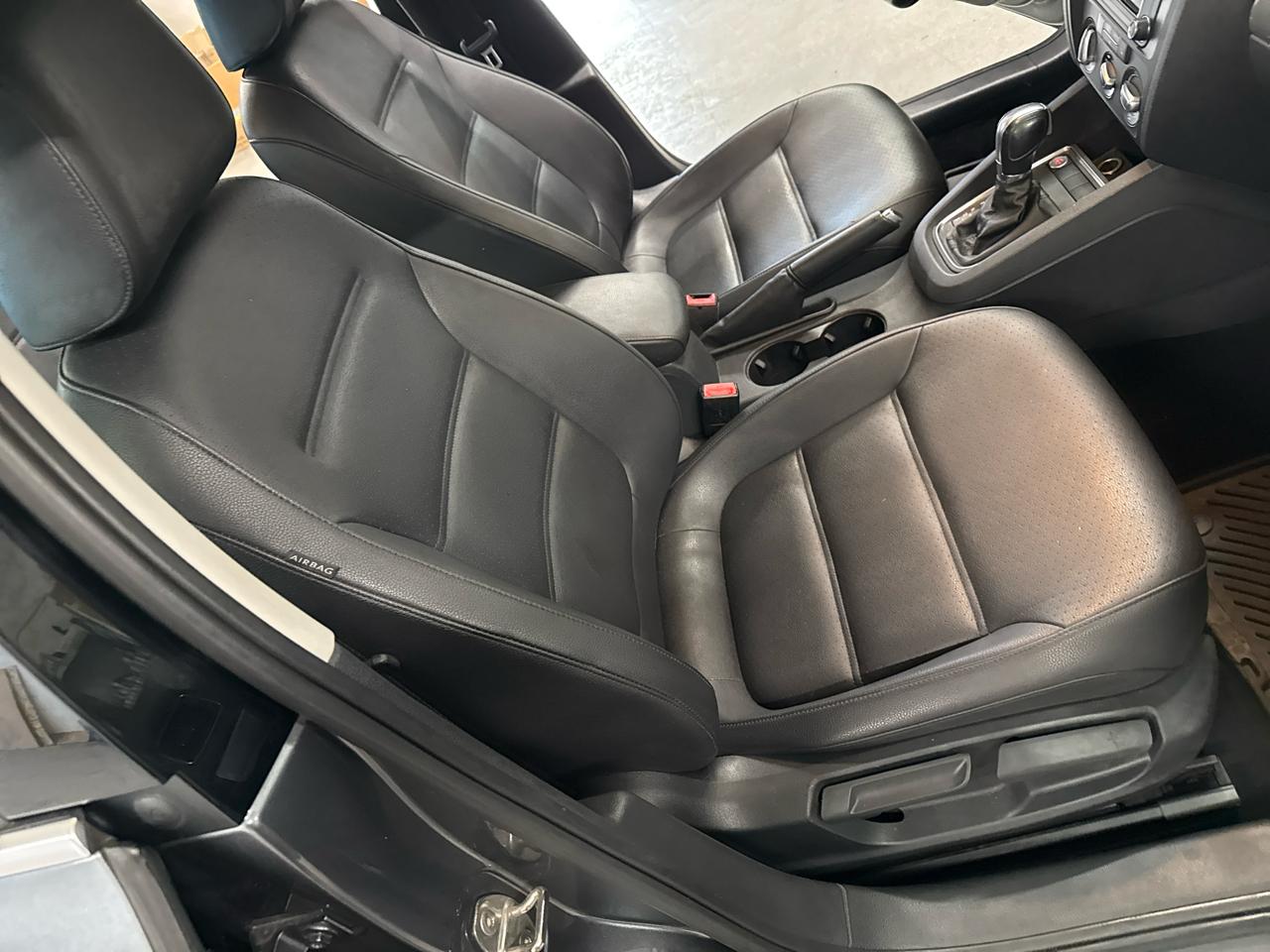 Volkswagen Jetta  2017