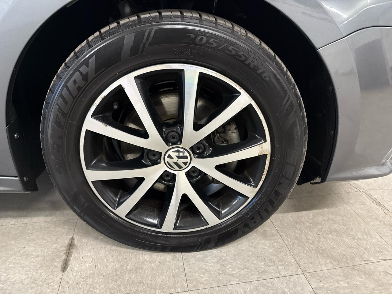 Volkswagen Jetta  2017