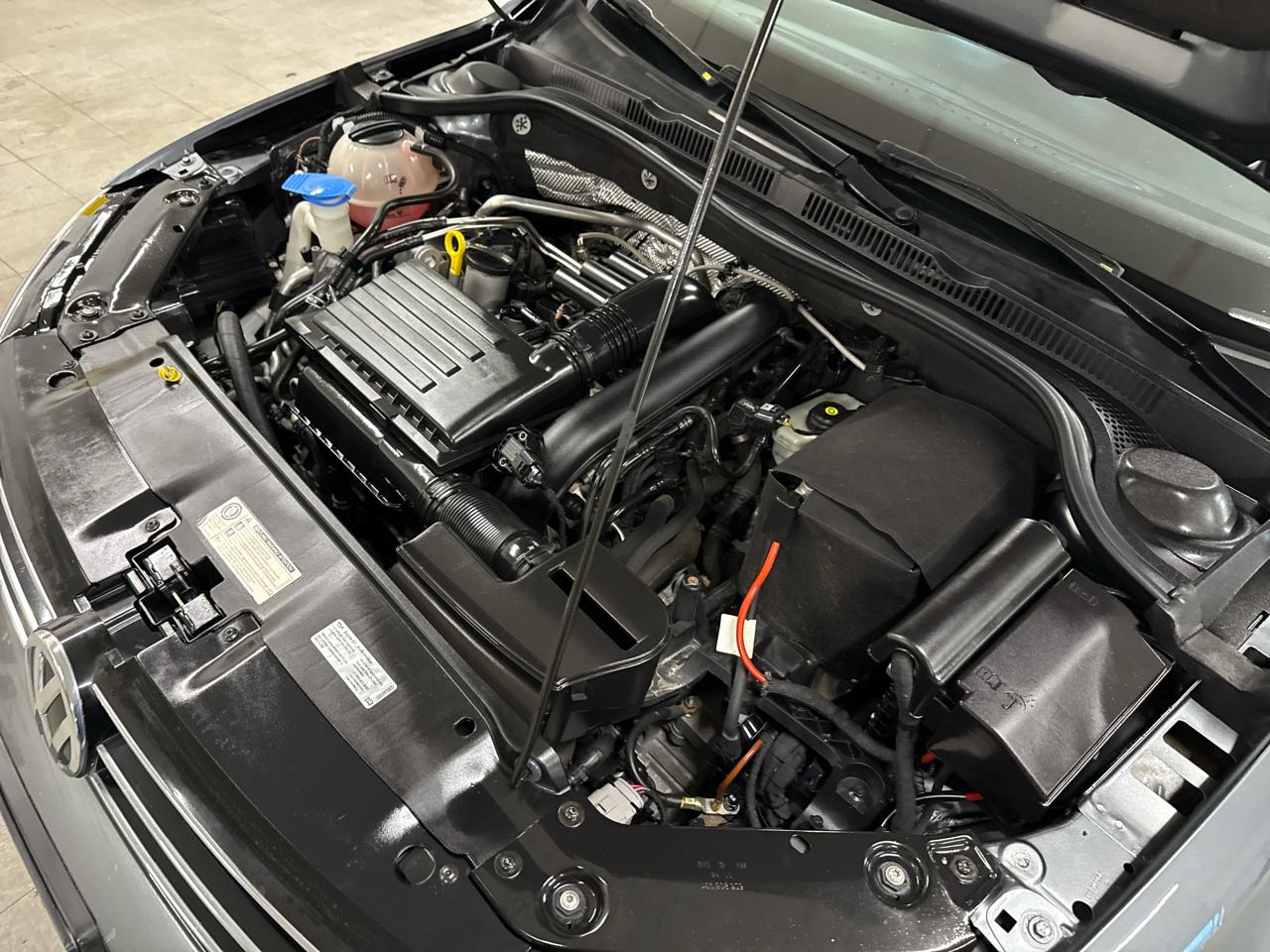 Volkswagen Jetta  2017