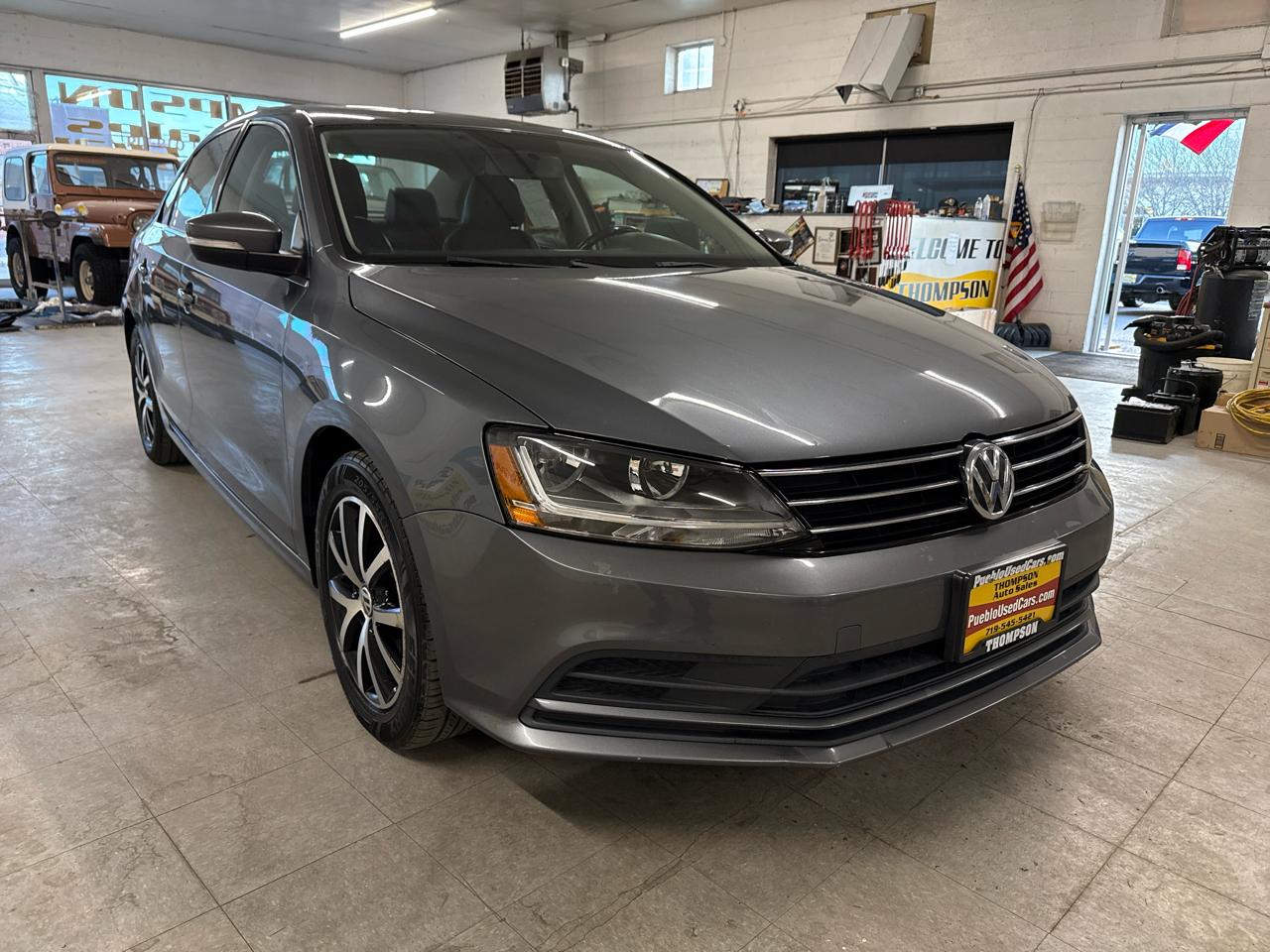 Volkswagen Jetta  2017