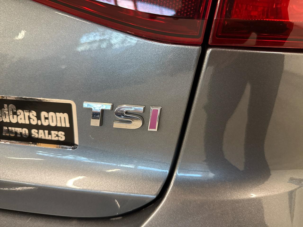 Volkswagen Jetta  2017