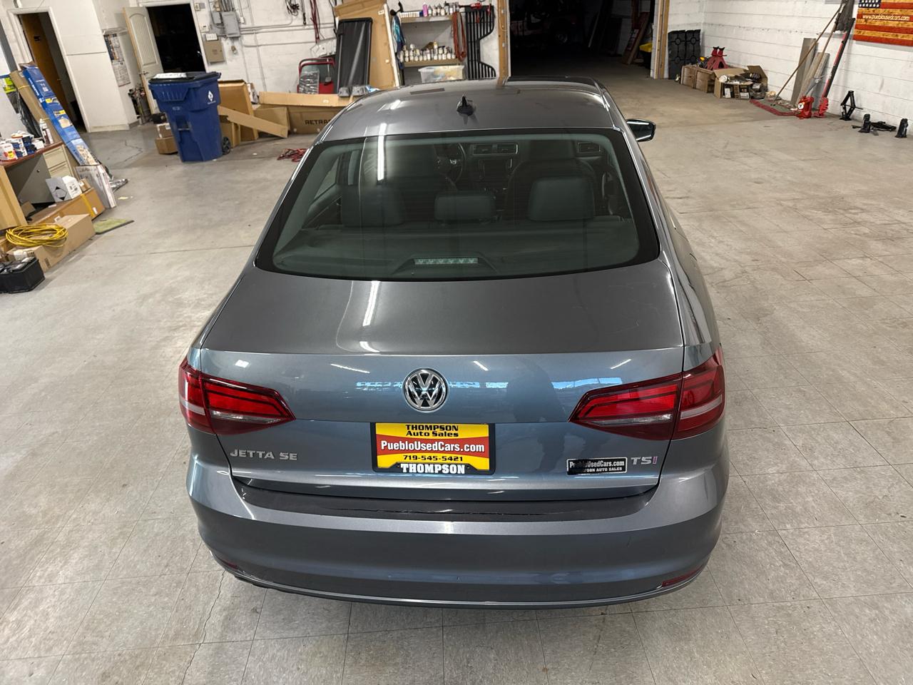 Volkswagen Jetta  2017