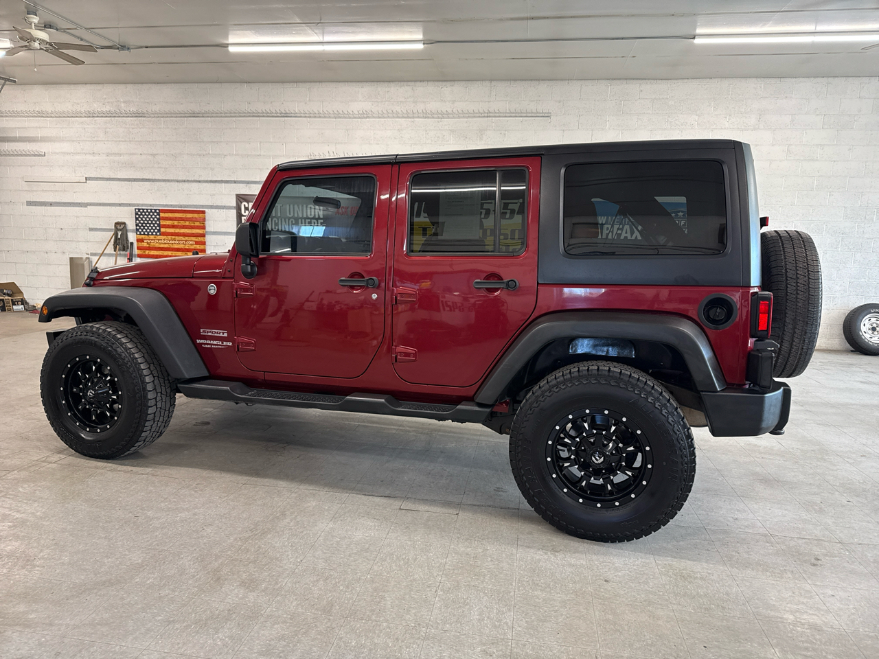 Jeep Wrangler Unlimited Sport 4WD 2012
