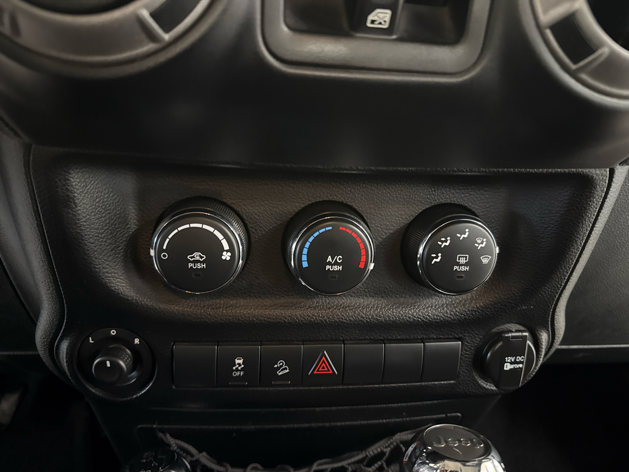 Jeep Wrangler Unlimited Sport 4WD 2012