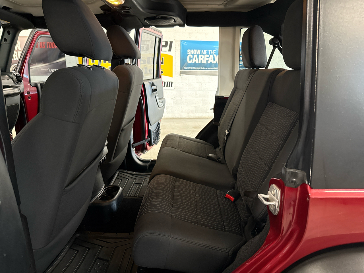 Jeep Wrangler Unlimited Sport 4WD 2012