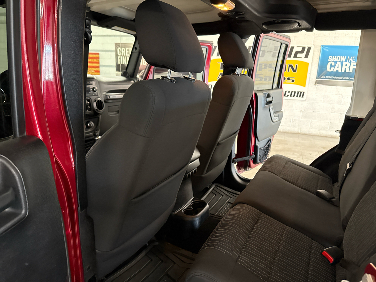 Jeep Wrangler Unlimited Sport 4WD 2012