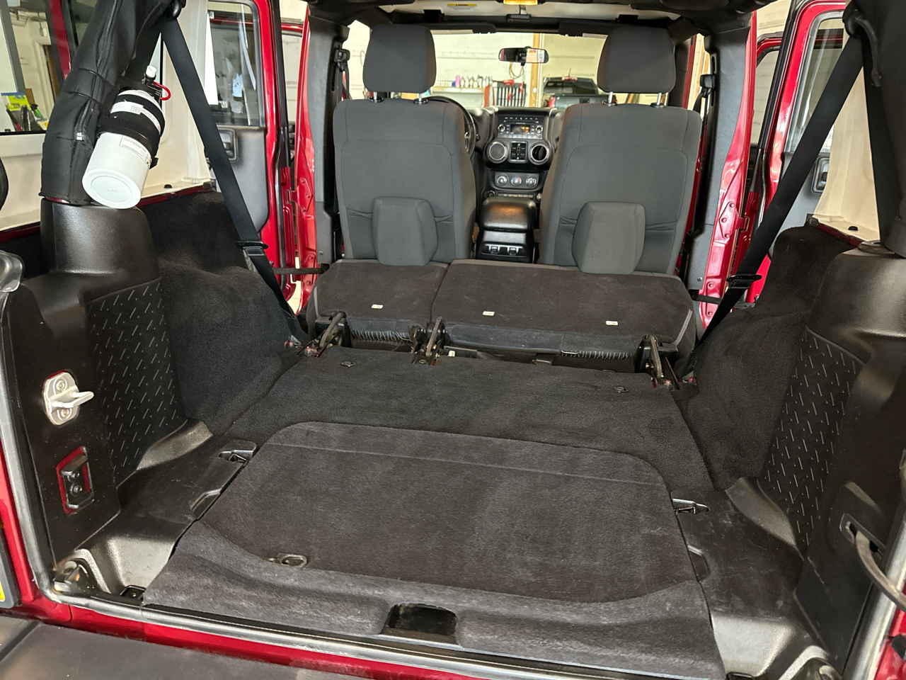 Jeep Wrangler Unlimited Sport 4WD 2012