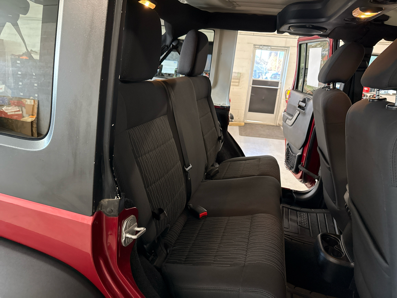 Jeep Wrangler Unlimited Sport 4WD 2012