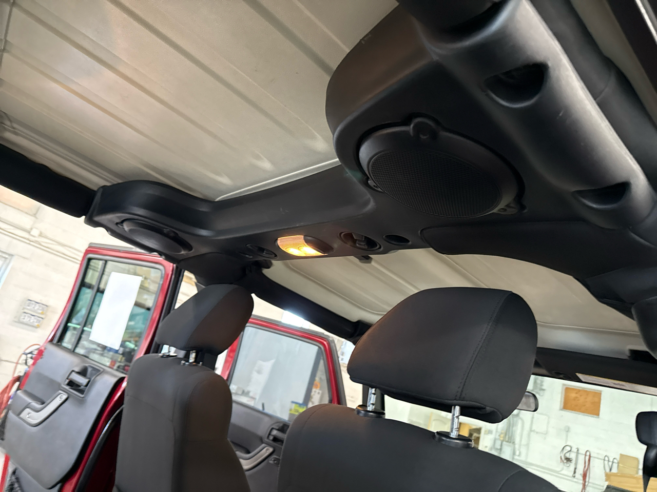 Jeep Wrangler Unlimited Sport 4WD 2012