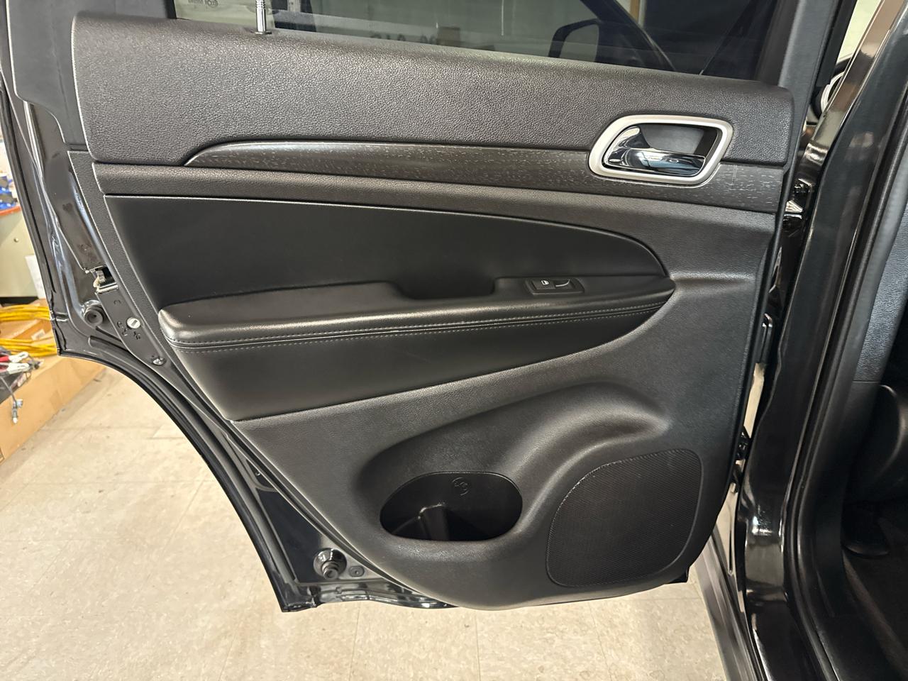 Jeep Grand Cherokee Altitude 4x4 2015