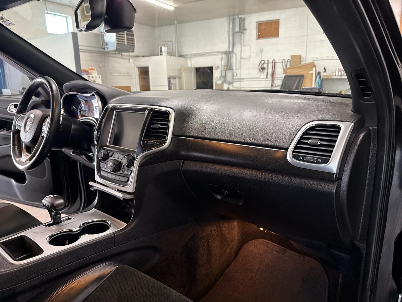 Jeep Grand Cherokee Altitude 4x4 2015