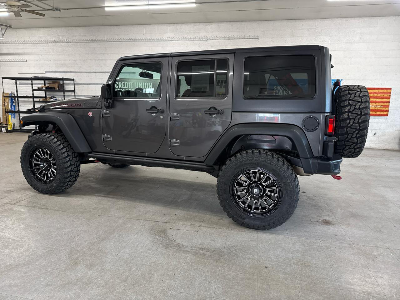 Jeep Wrangler  2017