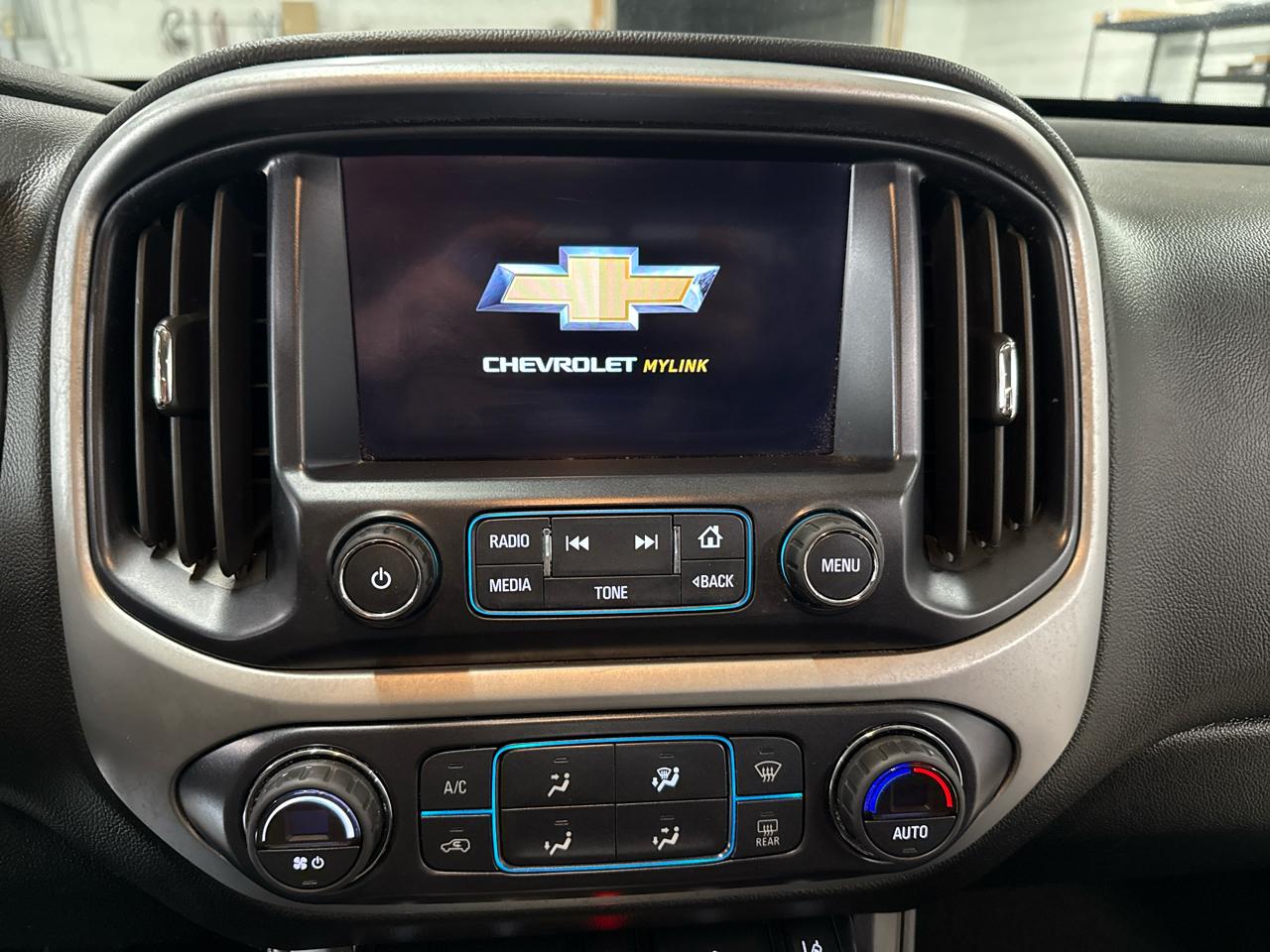 Chevrolet Colorado LT Crew Cab 4WD Short Box 2017