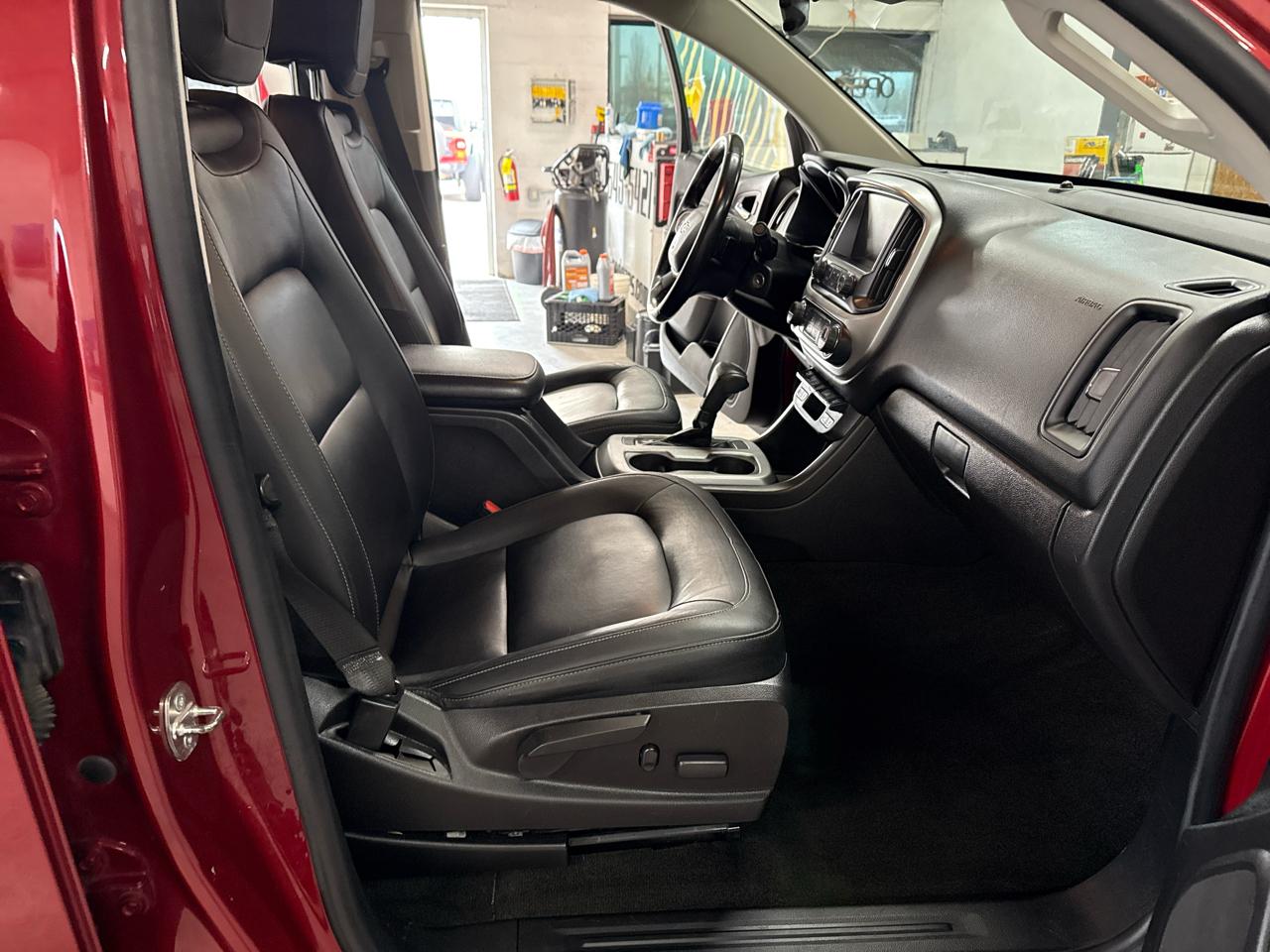 Chevrolet Colorado LT Crew Cab 4WD Short Box 2017