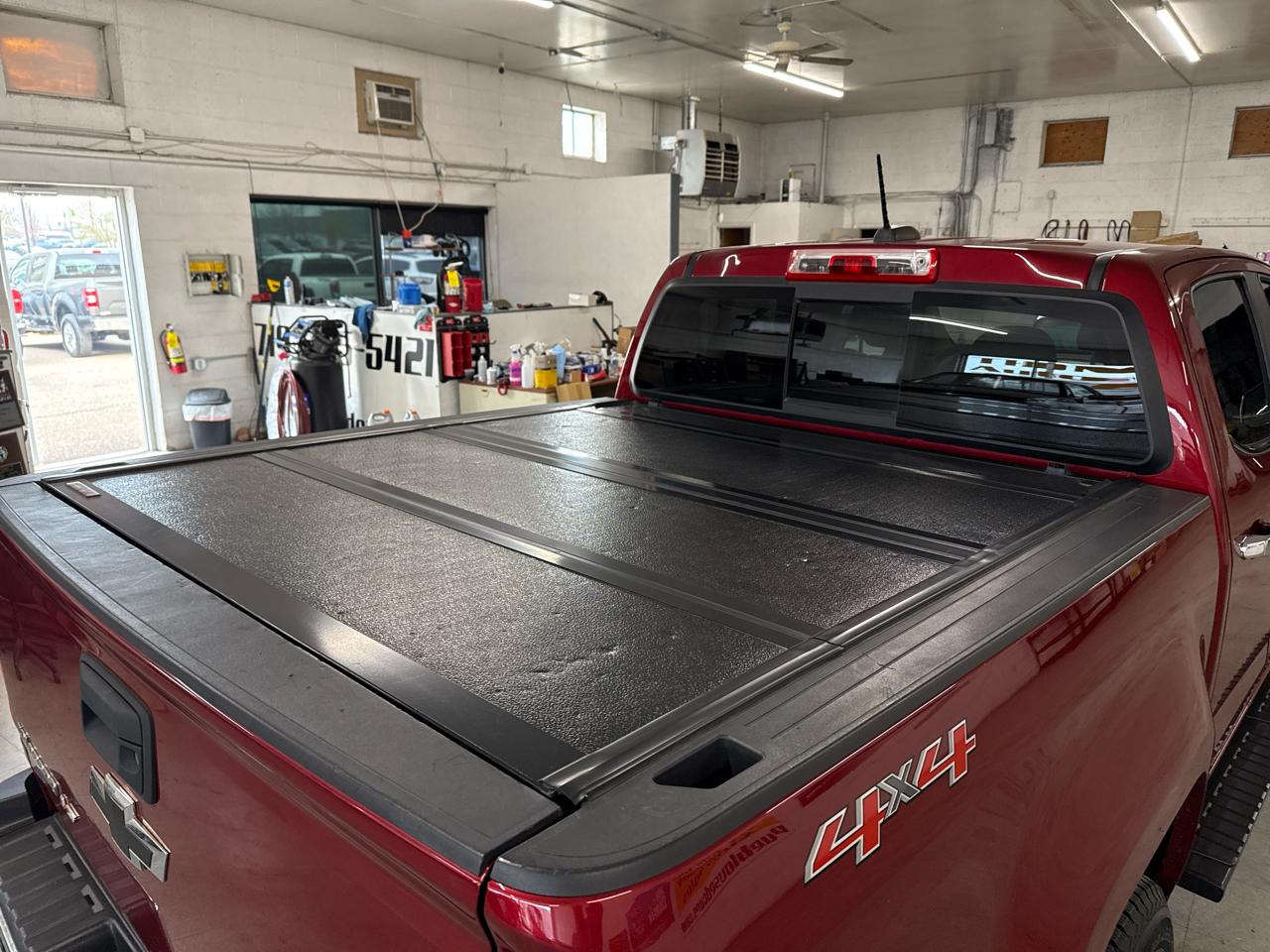 Chevrolet Colorado LT Crew Cab 4WD Short Box 2017