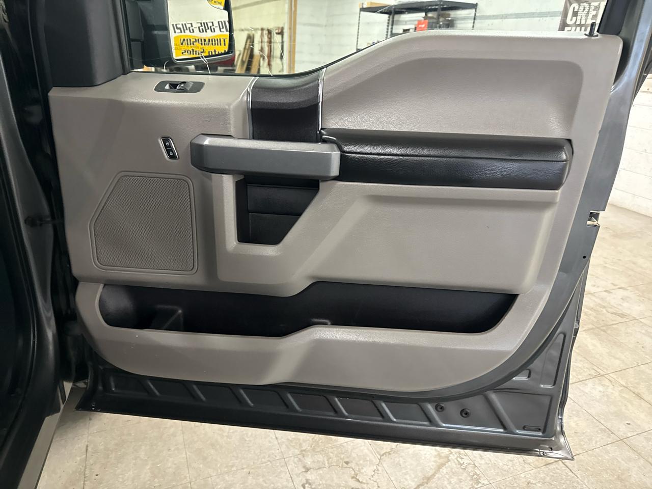 Ford F-150 XLT SuperCrew 4WD 2018