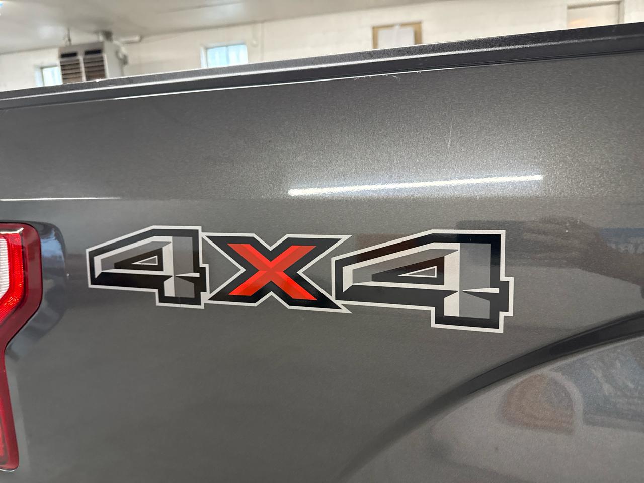 Ford F-150 XLT SuperCrew 4WD 2018