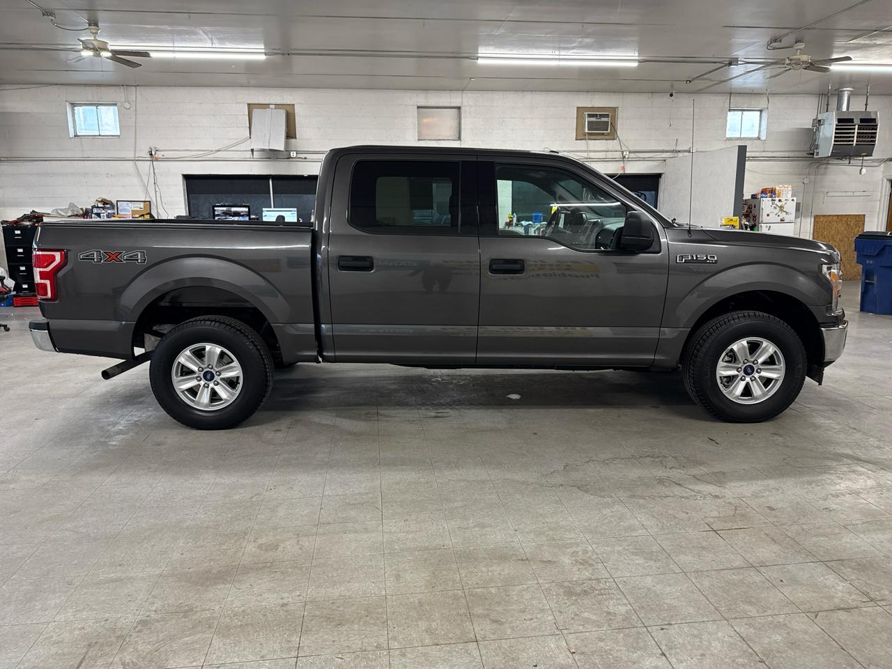 Ford F-150 XLT SuperCrew 4WD 2018