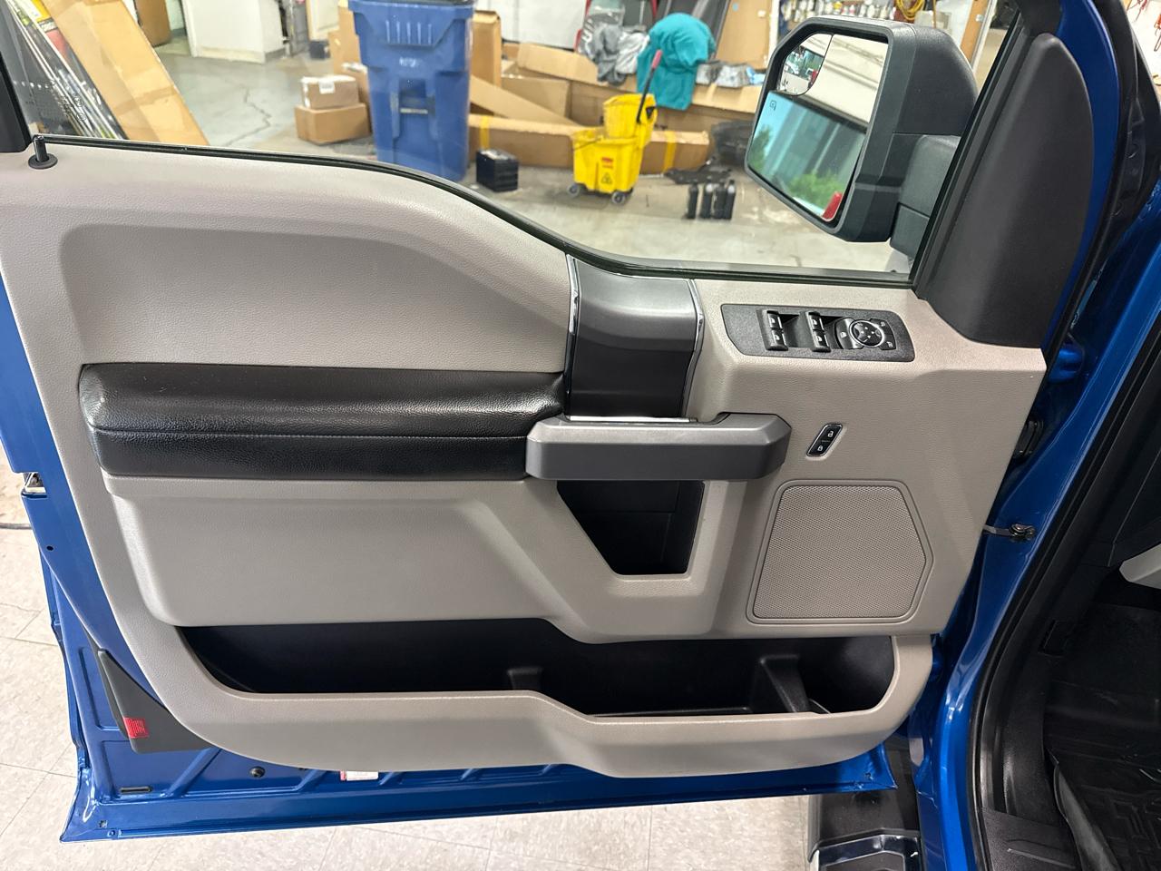 Ford F-150 XLT SuperCab 4WD 2018