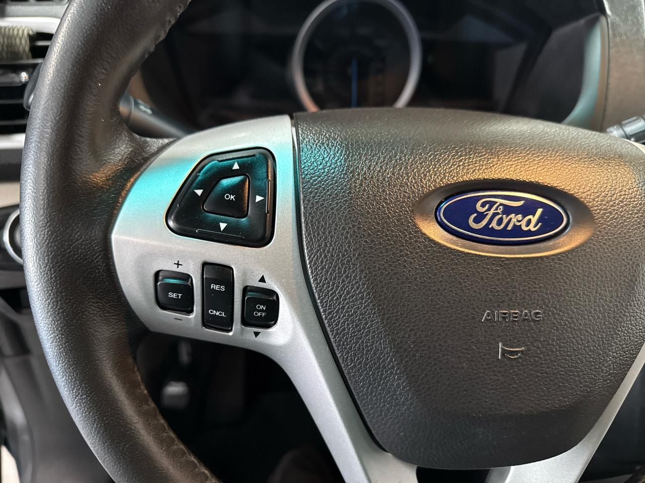 Ford Explorer XLT 4WD 2015