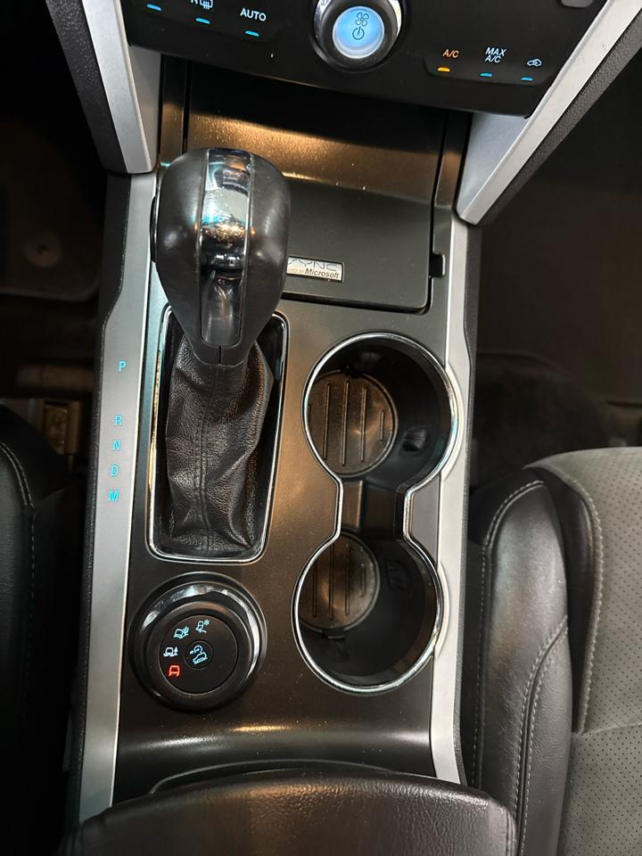 Ford Explorer XLT 4WD 2015