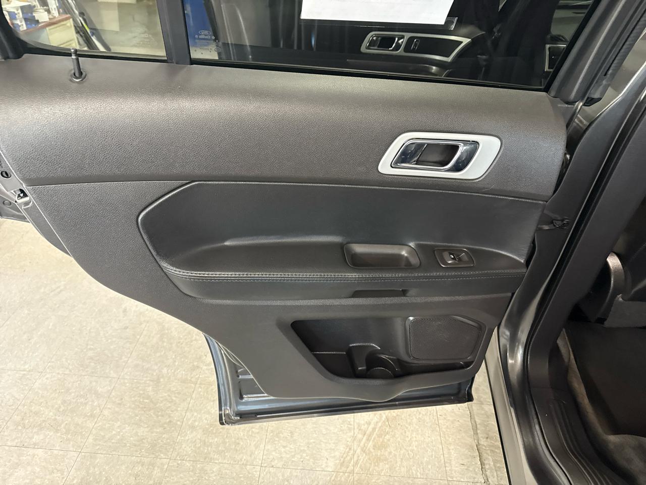 Ford Explorer XLT 4WD 2015