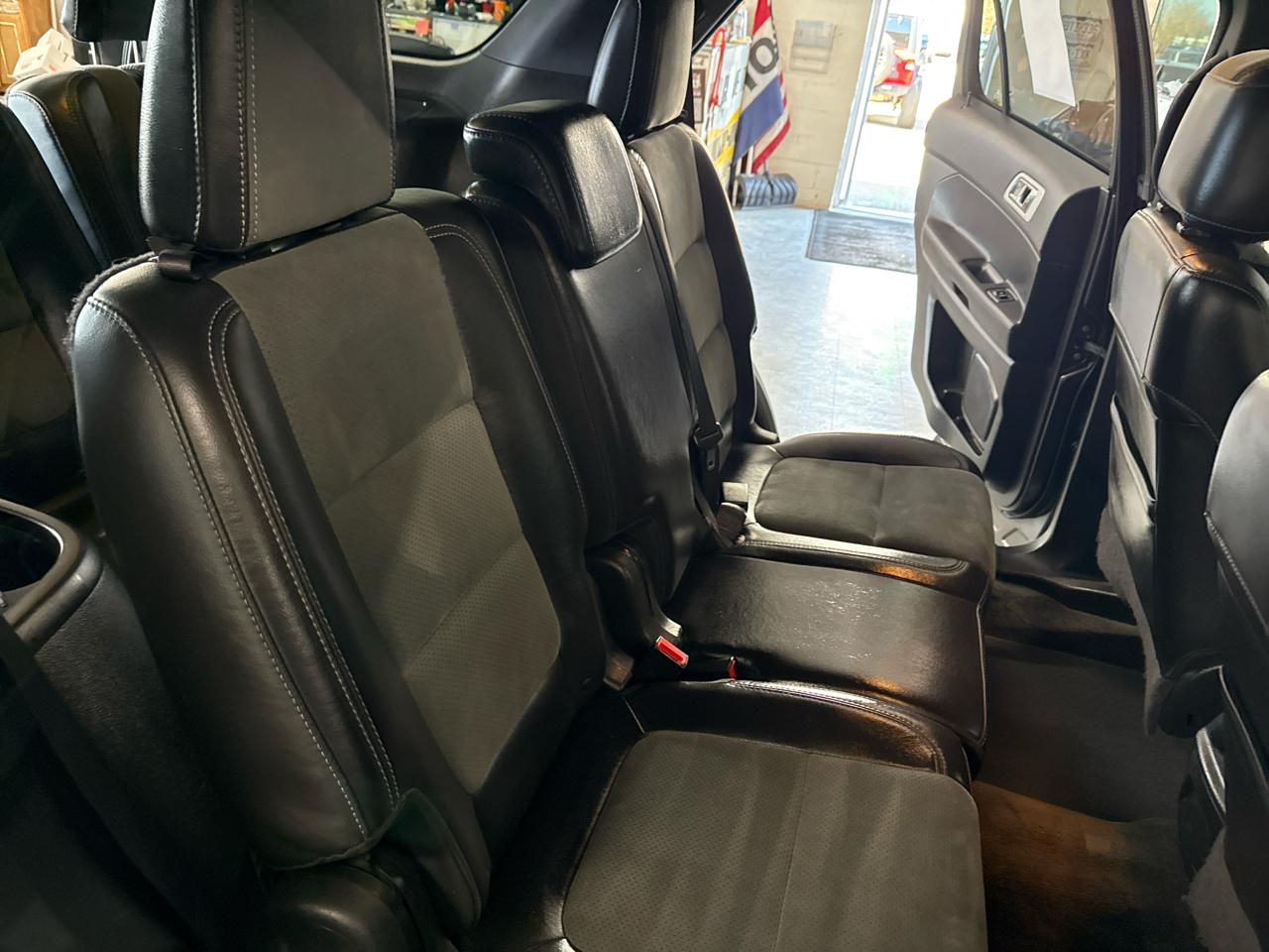 Ford Explorer XLT 4WD 2015