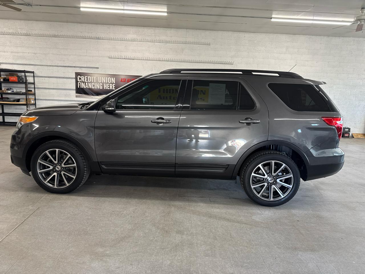 Ford Explorer XLT 4WD 2015