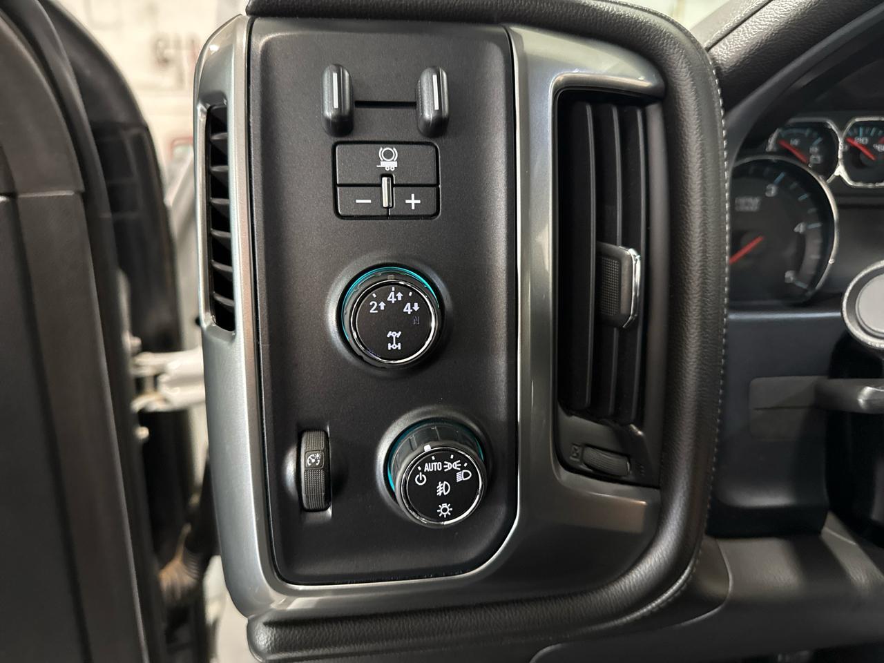 Chevrolet Silverado 2500HD LTZ Crew Cab Long Box 4WD 2015