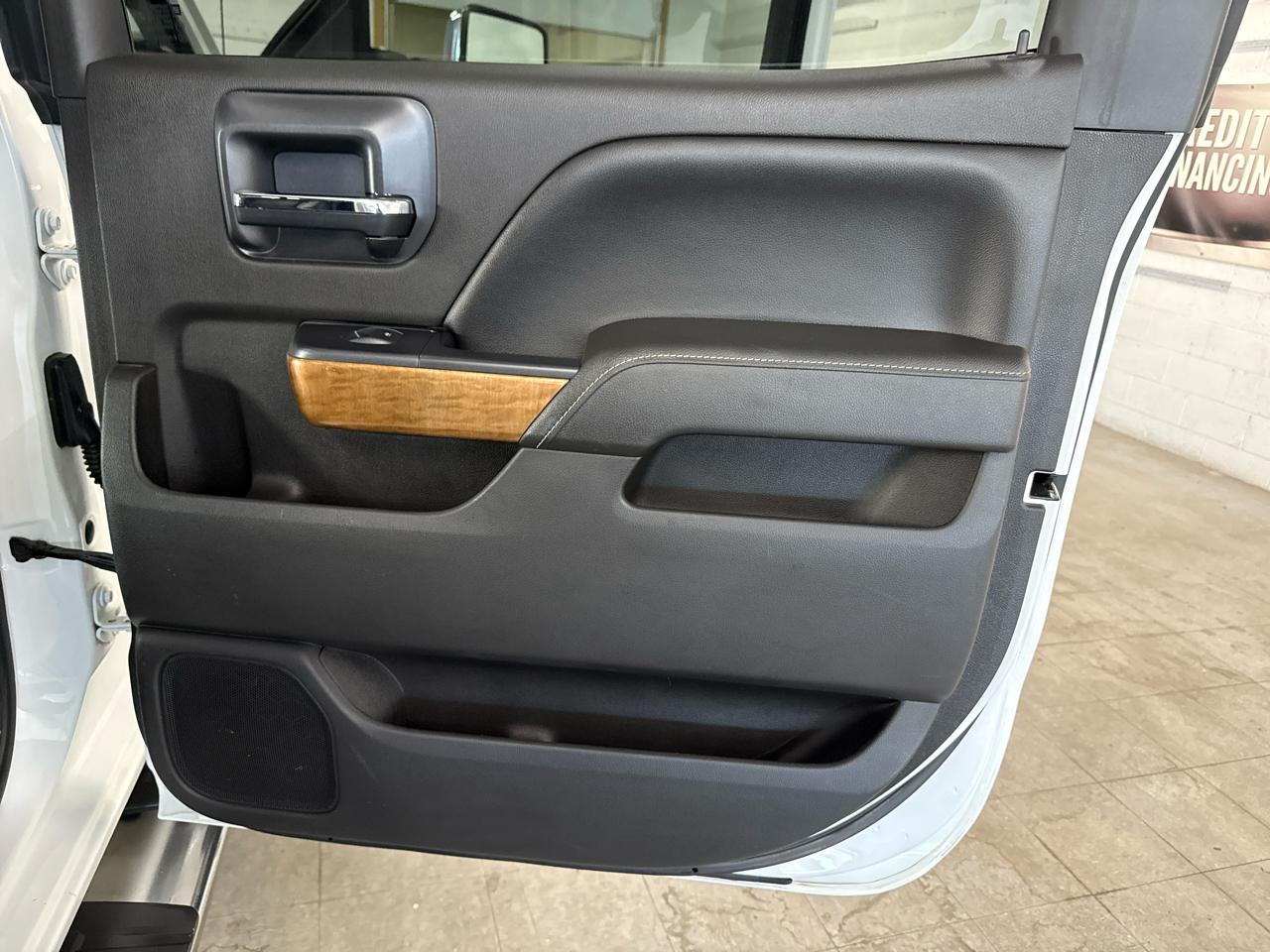 Chevrolet Silverado 2500HD LTZ Crew Cab Long Box 4WD 2015