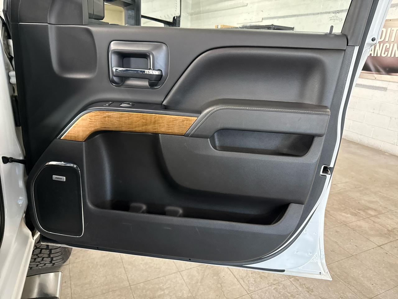 Chevrolet Silverado 2500HD LTZ Crew Cab Long Box 4WD 2015